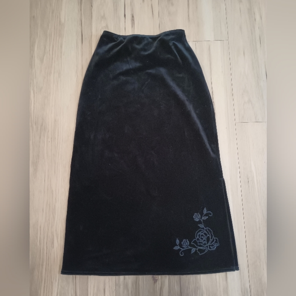 Genuine girl velvet maxi skirt